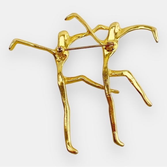 Vintage Art Sculpture Brooch - Picture 2 of 3